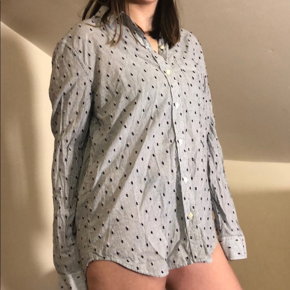 Gap button down shirt size "L Tall”